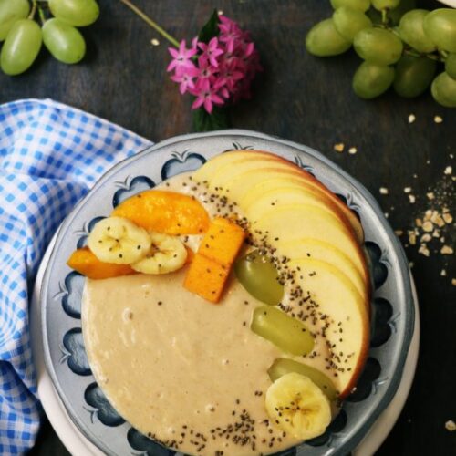 Oats Banana Smoothie Bowl Recipe